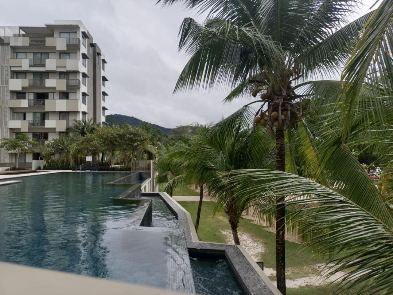 Apartamento By The Sea Batu Ferringhi Exterior foto